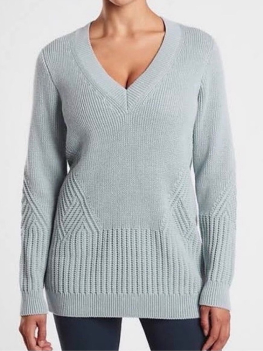 Athleta Chunky Knit V-Neck Sweater XS Gray Cozy Textured Pullover